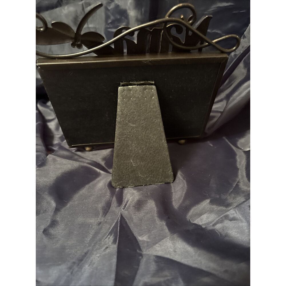 New NANA Metal Picture Frame With A Dragon Fly 4 By 6 - Picture 2 of 3